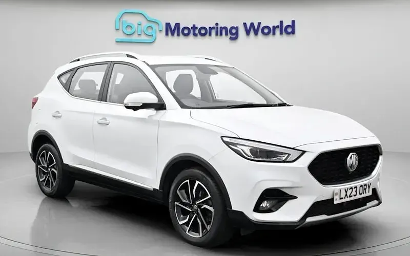 Używany MG ZS Exclusive 111 KM (81 kW) 2023 SUV