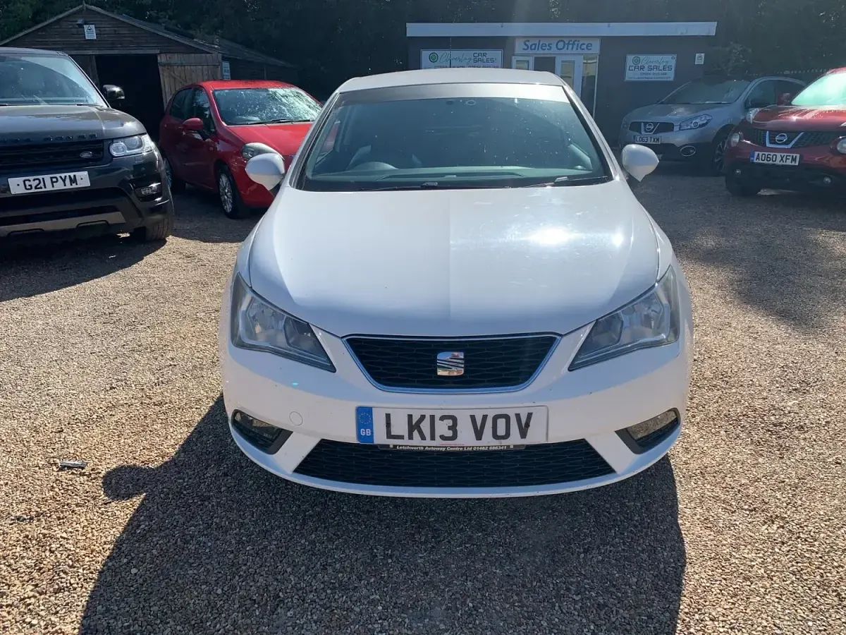 Used Seat Ibiza 85 HP (62 kW) 2013 White Hatchback