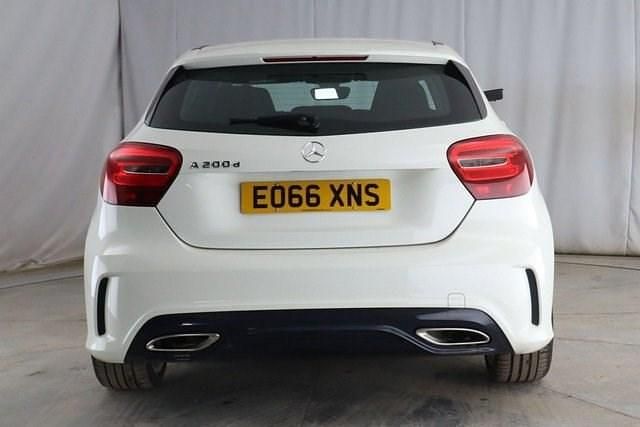 Used Mercedes A200 AMG line 136 HP (100 kW) 2016 White Hatchback