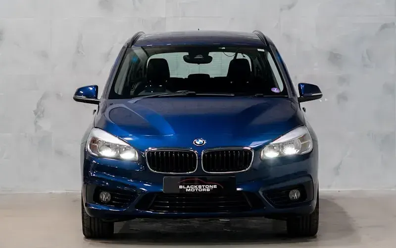 Used BMW 220 Sport Line 192 HP (141 kW) 2017 Blue Estate