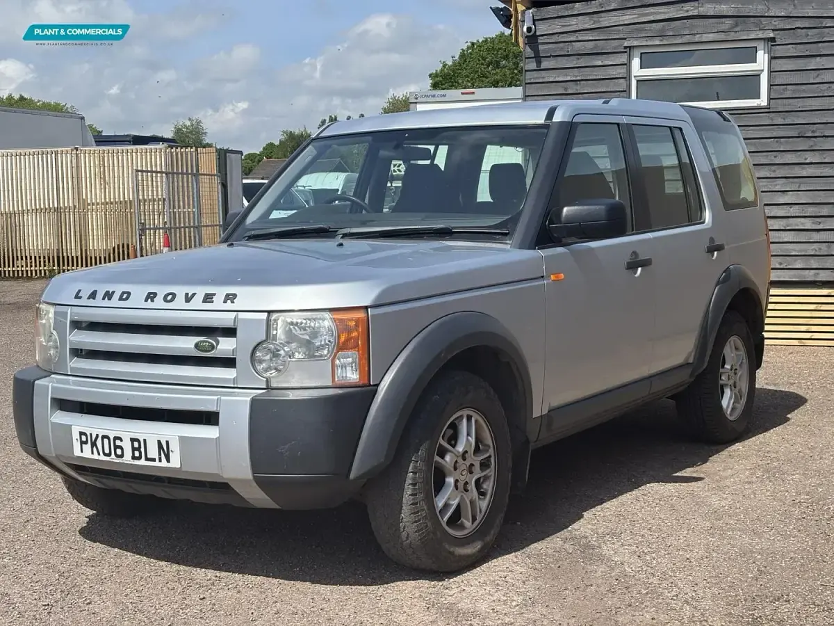 Used Land Rover Discovery 3 190 HP (139 kW) 2006 Silver SUV