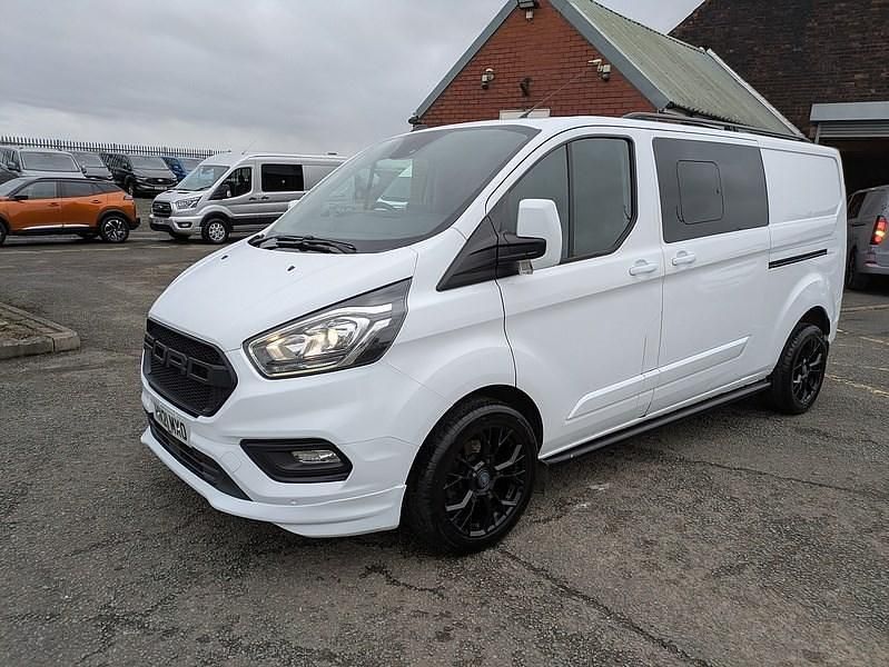 Used Ford Transit Custom Limited 130 HP (95 kW) 2021 White Van