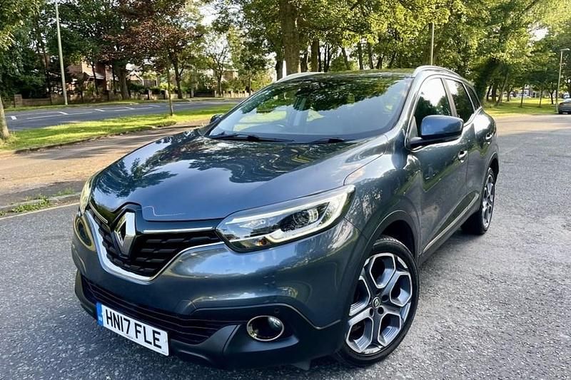 Grey Used 2017 Renault Kadjar Dynamique SUV | £5,995 (Fair price) - Image 1/1
