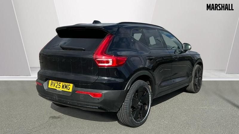 Used Volvo XC40 Plus 163 HP (119 kW) 2025 Black SUV