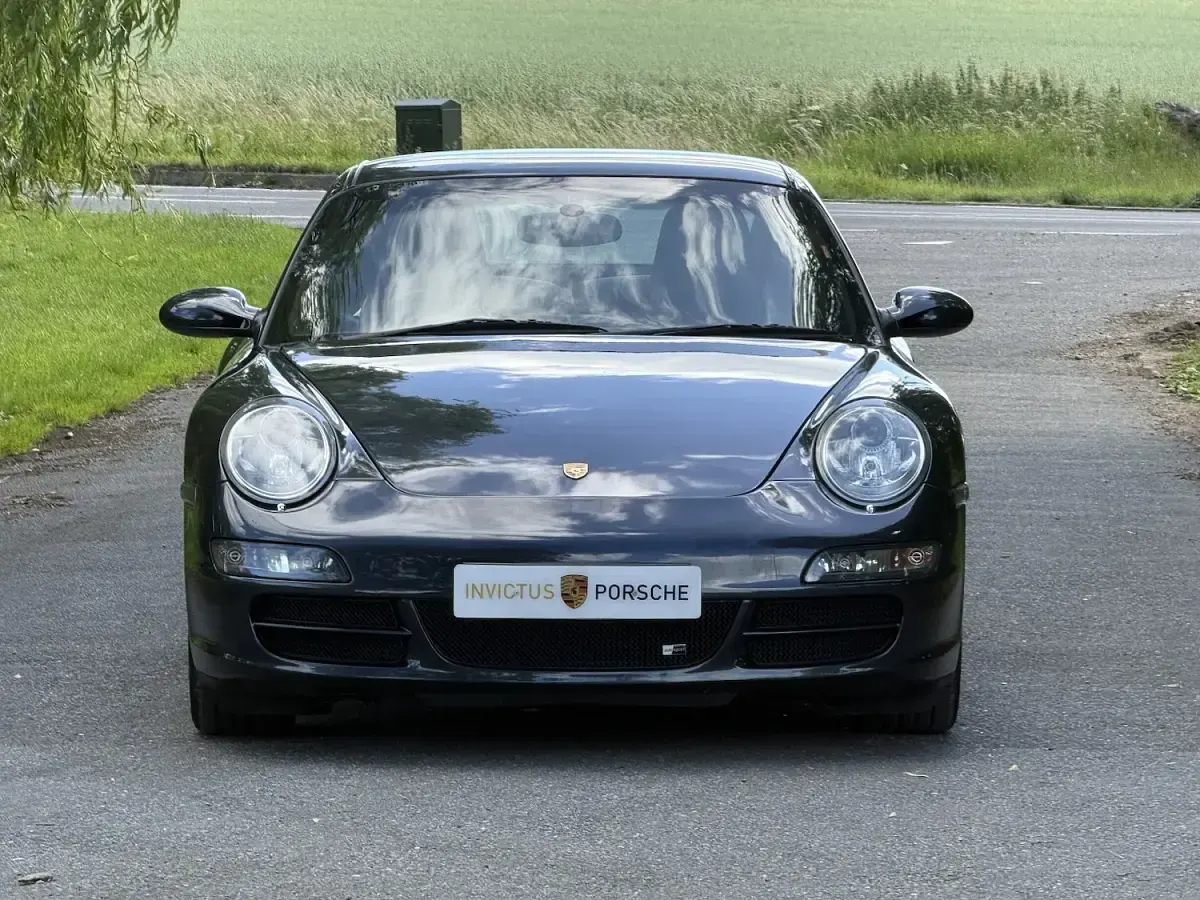 Used Porsche 911 Carrera S 350 HP (257 kW) 2005 Grey Coupe