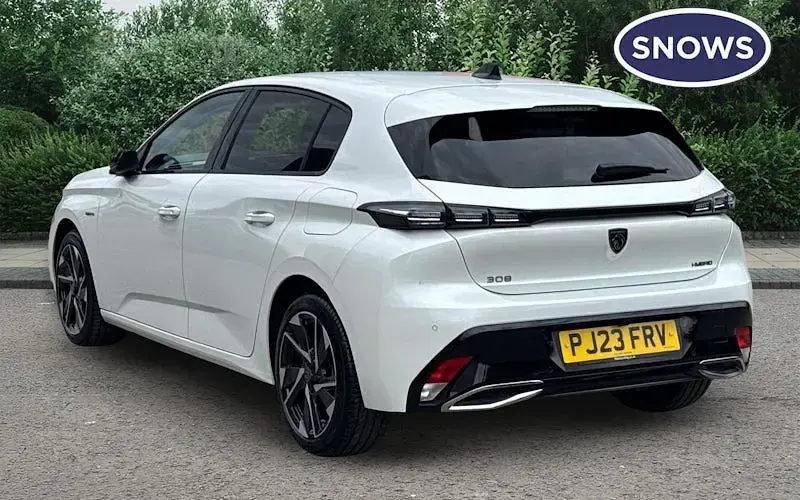 Used Peugeot 308 Allure Premium 179 HP (131 kW) 2023 White Hatchback