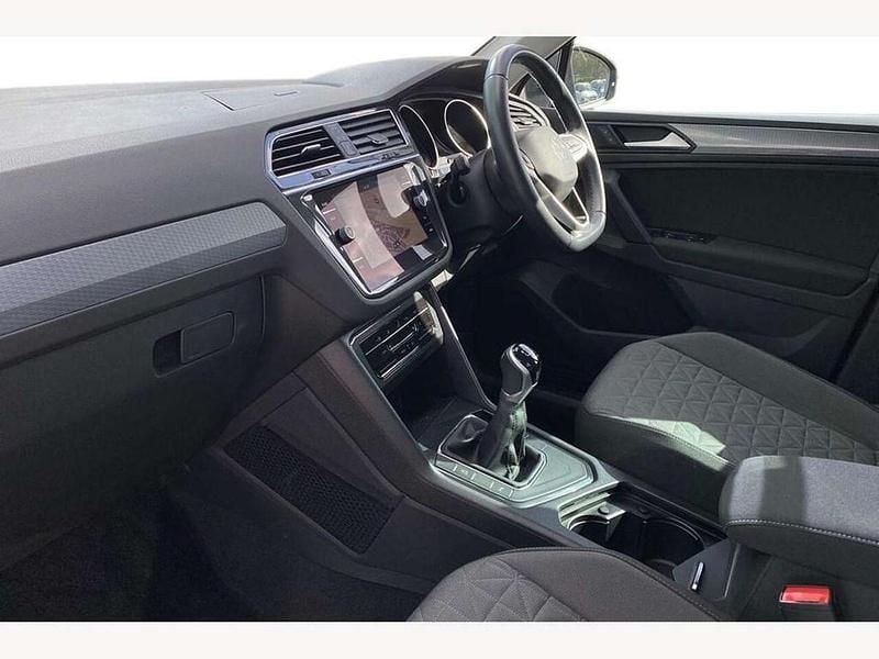 Used VW Tiguan Life 150 HP (110 kW) 2022 Grey SUV