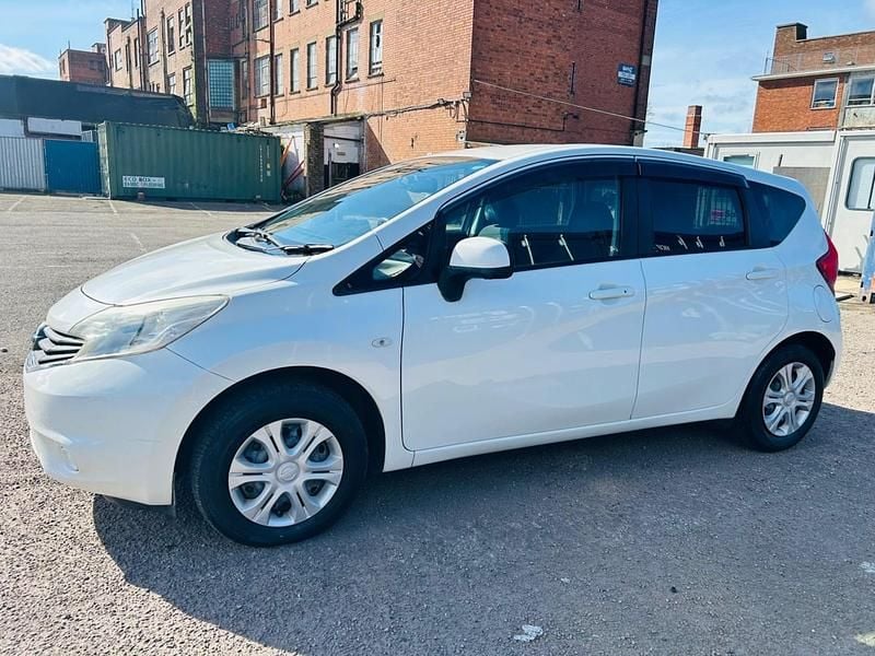 Used Nissan Note Acenta 2013 White Hatchback