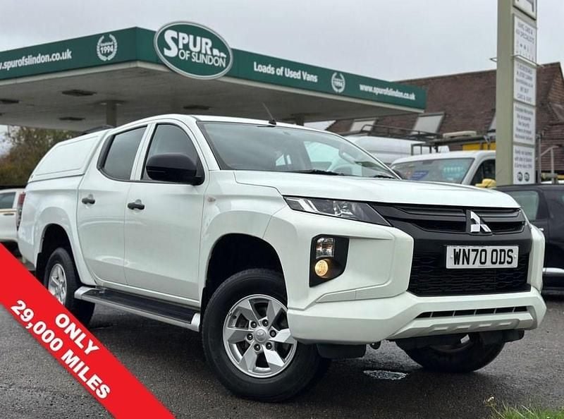 White Used 2020 Mitsubishi L200 Pickup | £15,995 (Super price) - Image 1/4