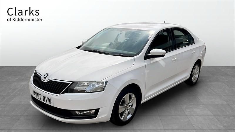 White Used 2017 Skoda Rapid SE Hatchback | £6,995 (Fair price) - Image 1/4