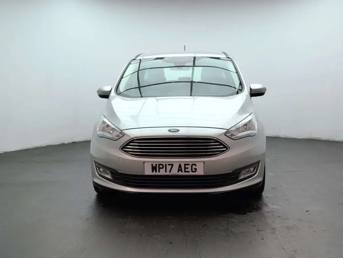 Begagnad Ford C-MAX Titanium 120 HK (88 kW) 2017 Silver Minibuss