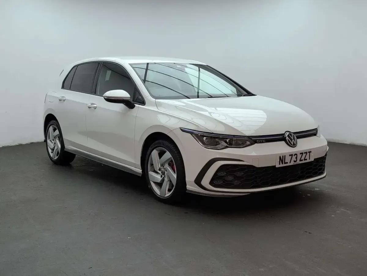 Used VW Golf VIII GTE 2023 White Hatchback