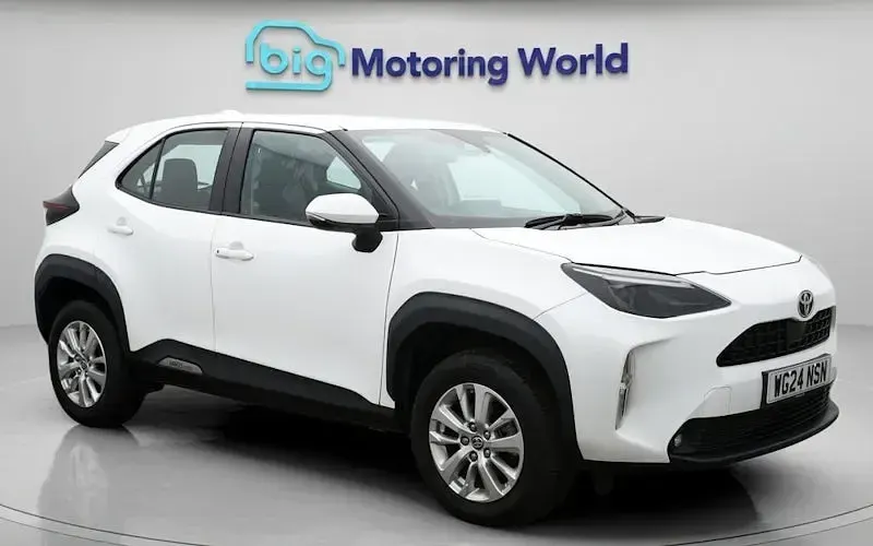 Used Toyota Yaris Cross 116 HP (85 kW) 2024 SUV