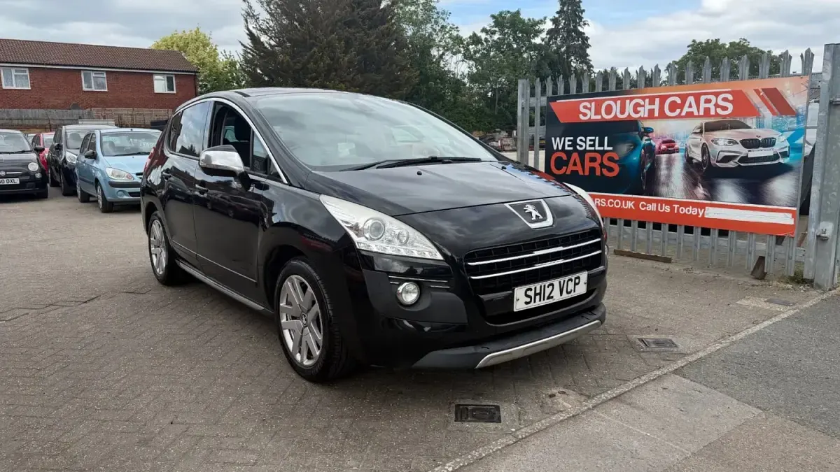 Begagnad Peugeot 3008 2012 Svart Kombi
