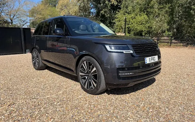 Used Land Rover Range Rover SE 400 HP (294 kW) 2023 SUV