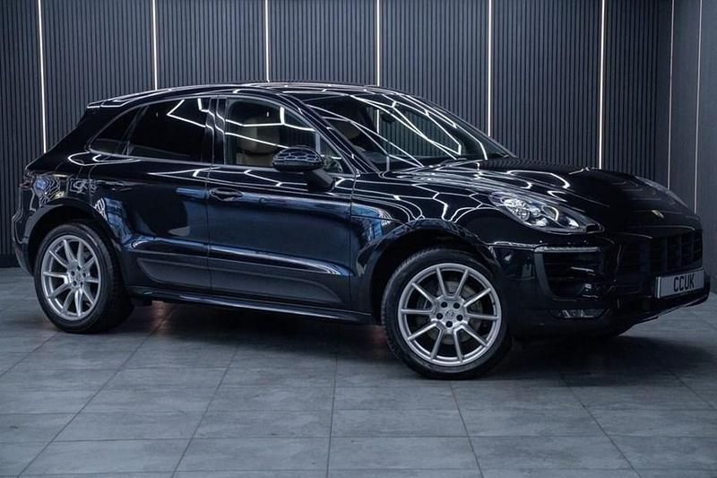 Black Used 2018 Porsche Macan SUV | £21,915 (Fair price) - Image 1/1