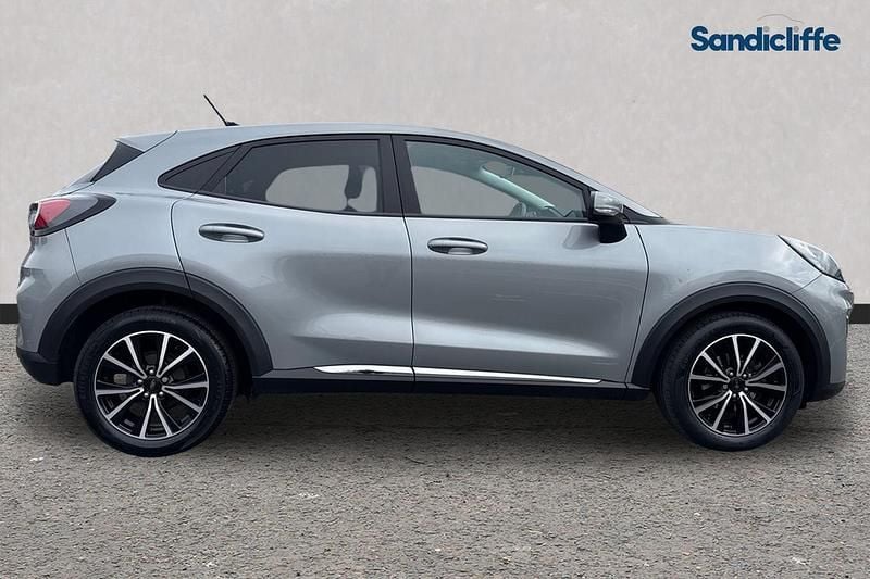 Used Ford Puma Titanium 125 HP (91 kW) 2023 Solar silver (premium paint) SUV