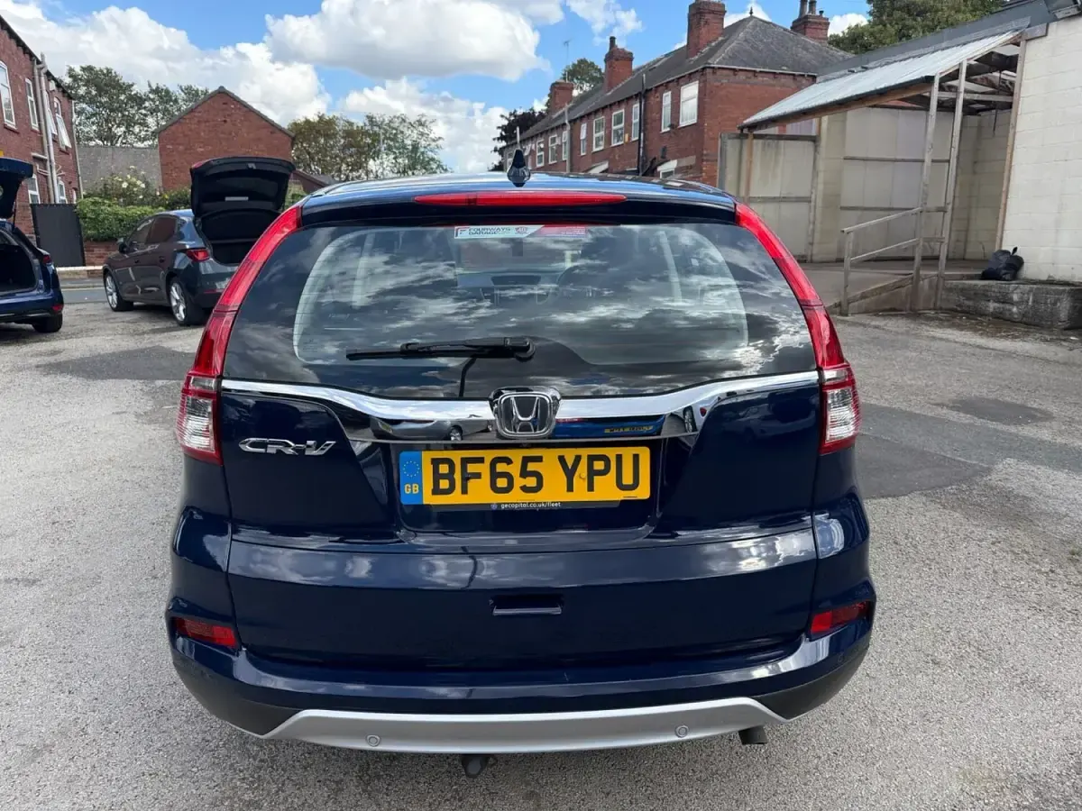 Used Honda CR-V SE 120 HP (88 kW) 2015 Blue SUV