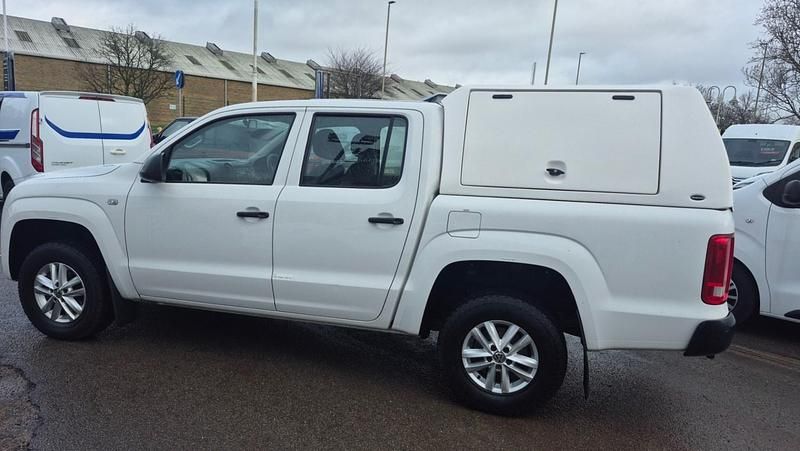 Begagnad VW Amarok Startline 2015 Vit Pickup