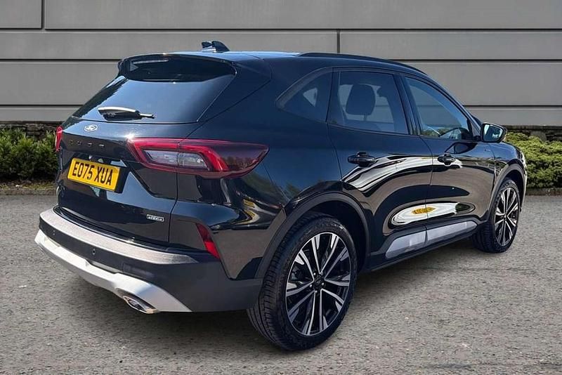 Used Ford Kuga Active 239 HP (175 kW) 2025 Black SUV