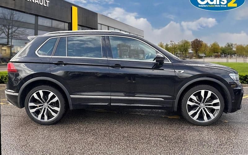 Used VW Tiguan R-line 230 HP (169 kW) 2019 Black SUV