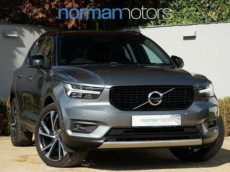 Grey Used 2018 Volvo XC40 SUV | £20,995 (Fair price) - Image 1/3