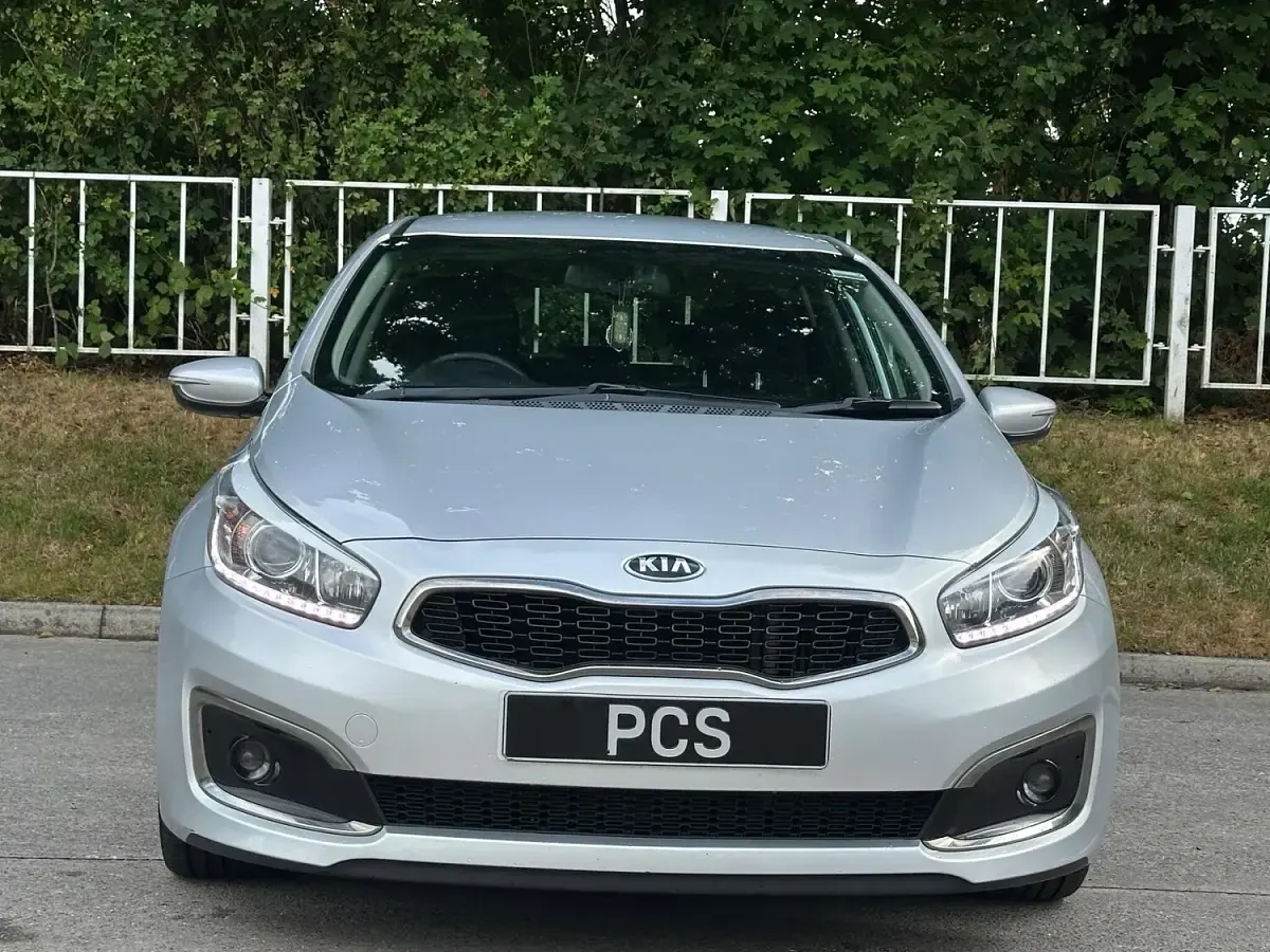 Used Kia Ceed 136 HP (100 kW) 2016 Silver Hatchback