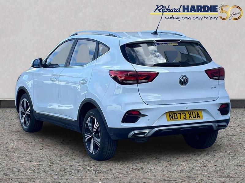 Used MG ZS Excite 105 HP (77 kW) 2023 White SUV
