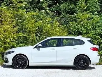 Used BMW 118 Coupé Sport Line 136 HP (100 kW) 2021 White Coupe