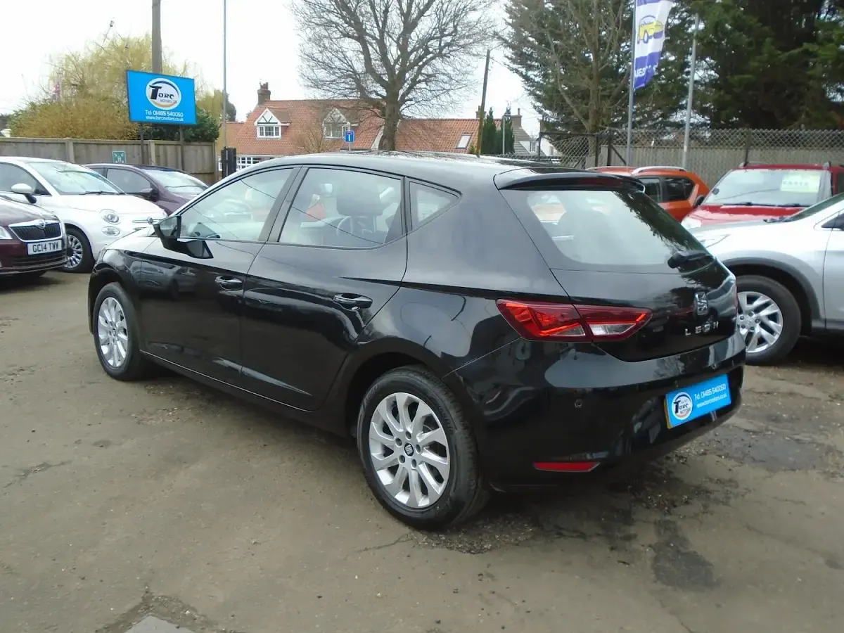 Used Seat Leon SE 140 HP (102 kW) 2013 Black Hatchback