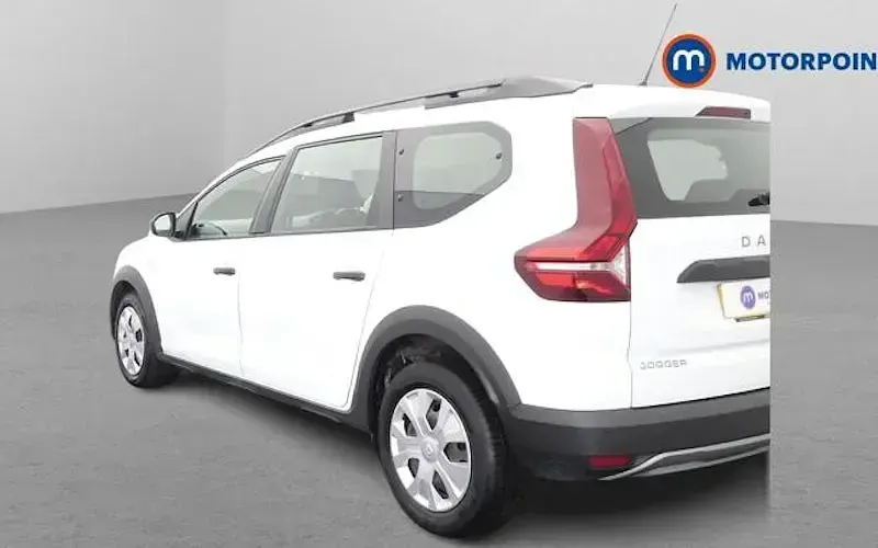 Usado Dacia Jogger Essentiel 110 HP (80 kW) 2025 Monovolume