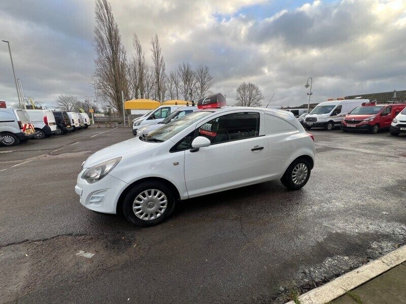 Used Vauxhall Corsa 2014 White Van