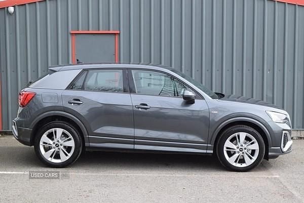 Usado Audi Q2 S-Line 2022 Gris SUV
