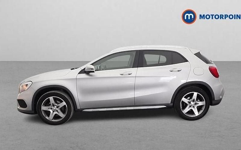 Used Mercedes GLA220 AMG line 177 HP (130 kW) 2015 Silver SUV