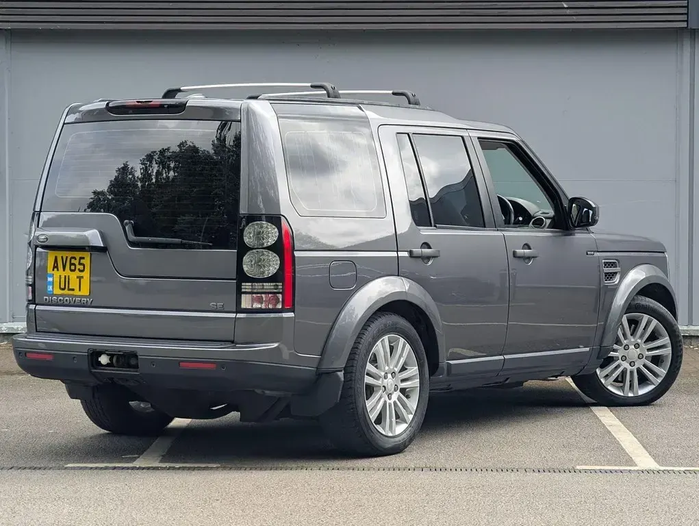 Used Land Rover Discovery 4 SE 2015 Grey SUV