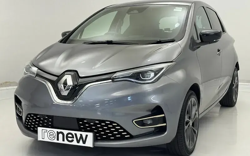 Used Renault Zoe Iconic 100 kW (136 HP) 2024 Hatchback