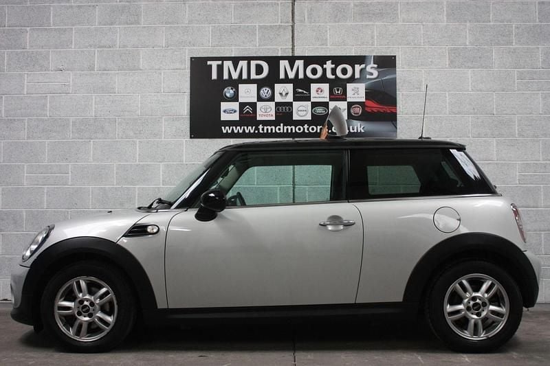 Used Mini Cooper Hatch 2013 Silver Hatchback