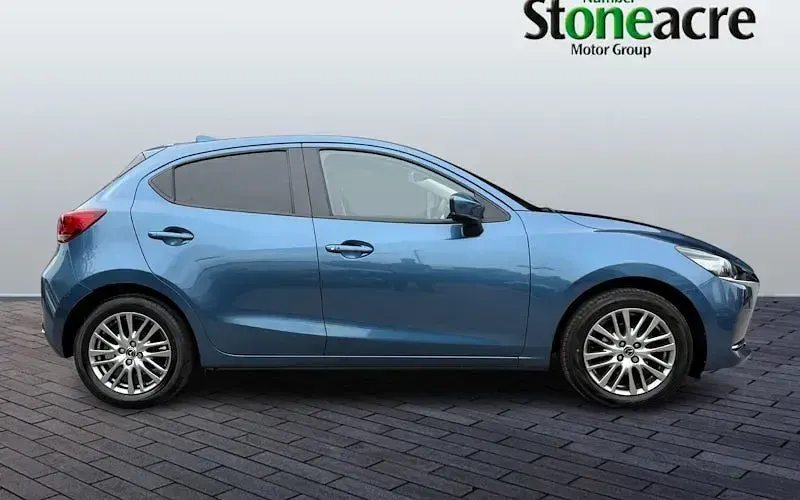 Used Mazda 2 Inclusive 90 HP (66 kW) 2022 Blue Hatchback