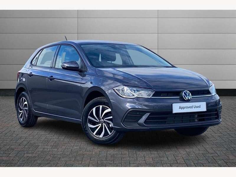 Smokey grey Used 2025 VW Polo Life Hatchback | £20,264 (Fair price) - Image 1/4