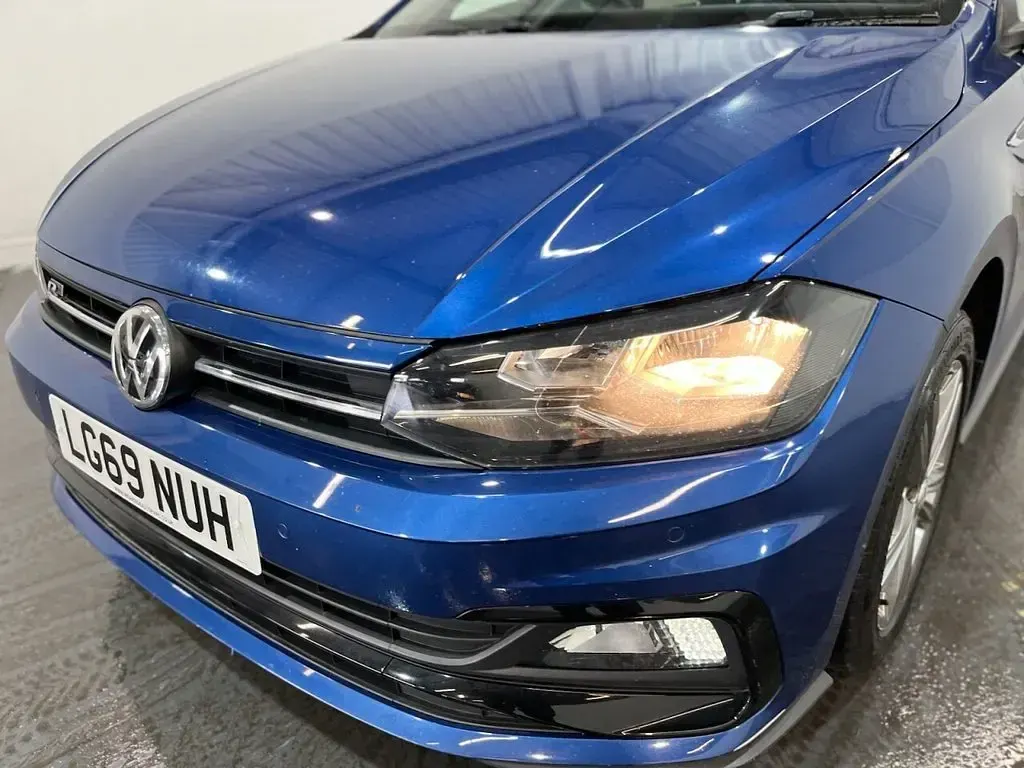 Used VW Polo R-line 95 HP (69 kW) 2019 Blue Hatchback