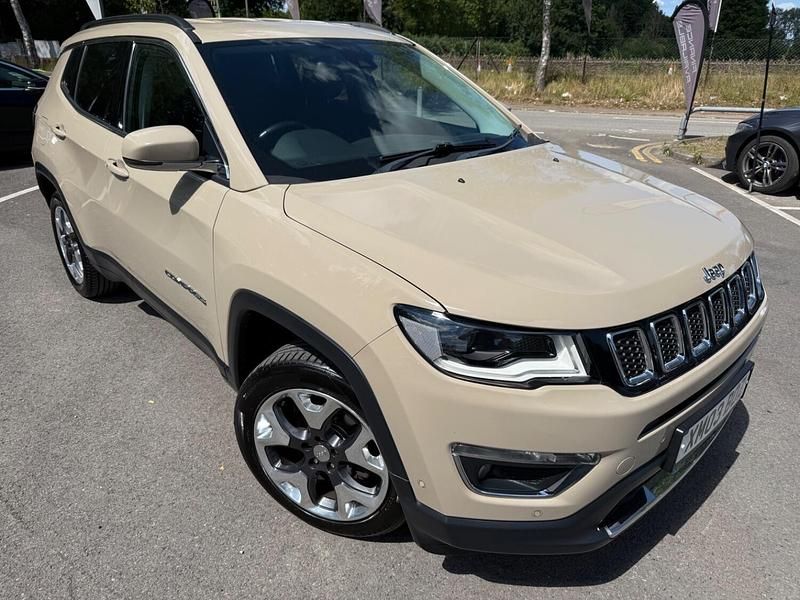 Used Jeep Compass Limited 140 HP (102 kW) 2018 Beige SUV