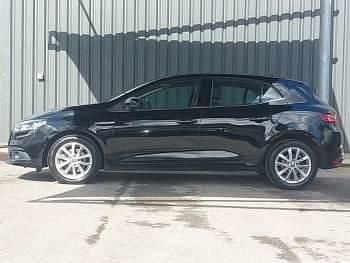 Used Renault Mégane IV Dynamique 130 HP (95 kW) 2017 Black Hatchback