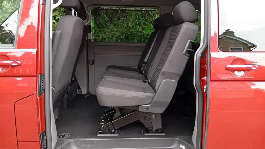 Used VW T6.1 SE 150 HP (110 kW) 2021 Red Van