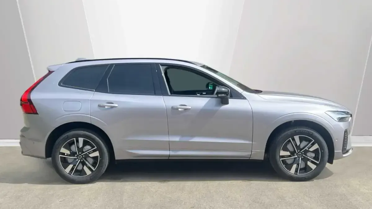 Used Volvo XC60 Plus 345 HP (253 kW) 2026 White SUV
