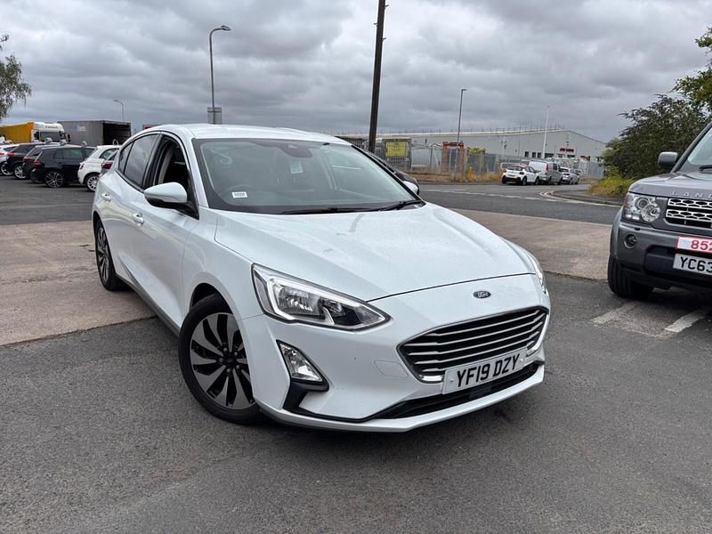 White Used 2019 Ford Focus Zetec Hatchback | £7,995 (Fair price) - Image 1/4