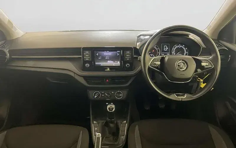 Usado Skoda Fabia Comfort 80 CV (58 kW) 2024 Utilitario