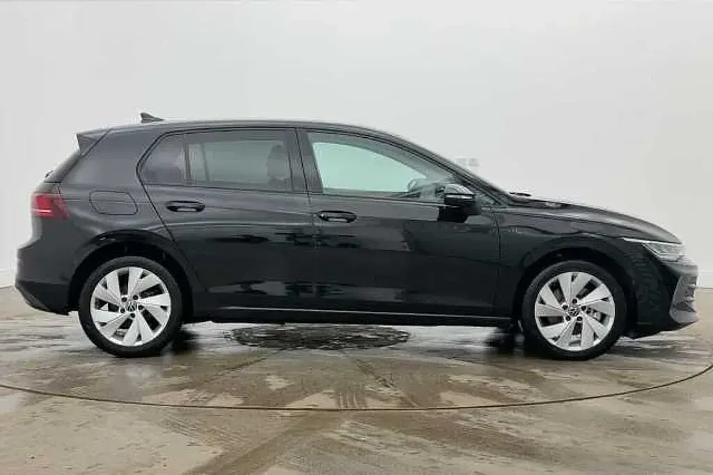 Used VW Golf VIII Match 204 HP (150 kW) 2025 Black Hatchback