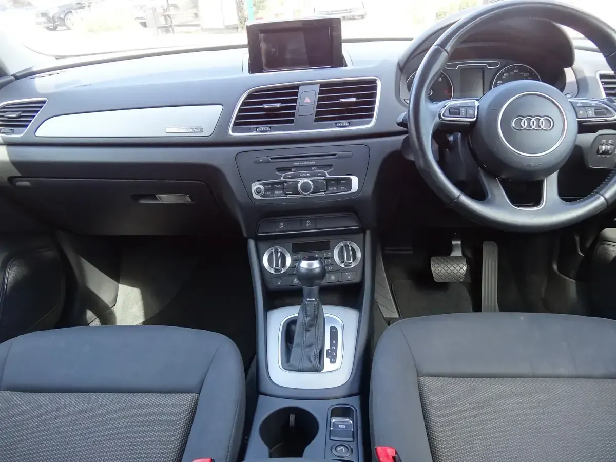 Used Audi Q3 Design 177 HP (130 kW) 2014 Silver SUV