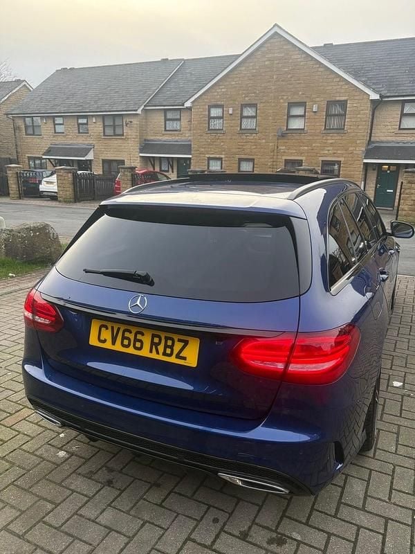 Used Mercedes C220 AMG line 2016 Blue Estate