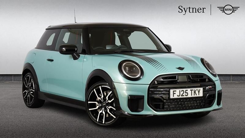 Used Mini Cooper Hatch 154 HP (113 kW) 2025 Green Hatchback